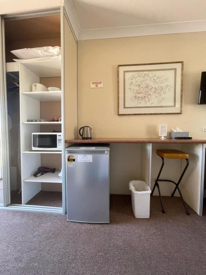 Motel Margeurita Queanbeyan Bagian luar foto